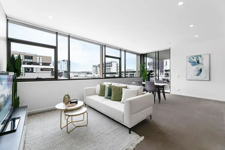 3 George Julius Avenue