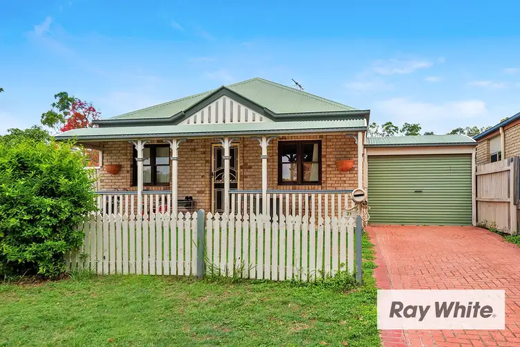 21 Hyde Place, Forest Lake QLD 4078