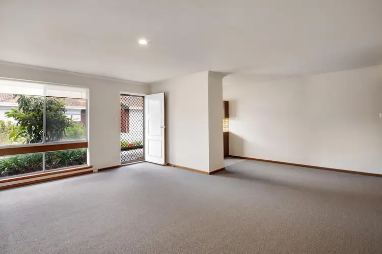 16/22 Foyle Road, Bayswater WA 6053