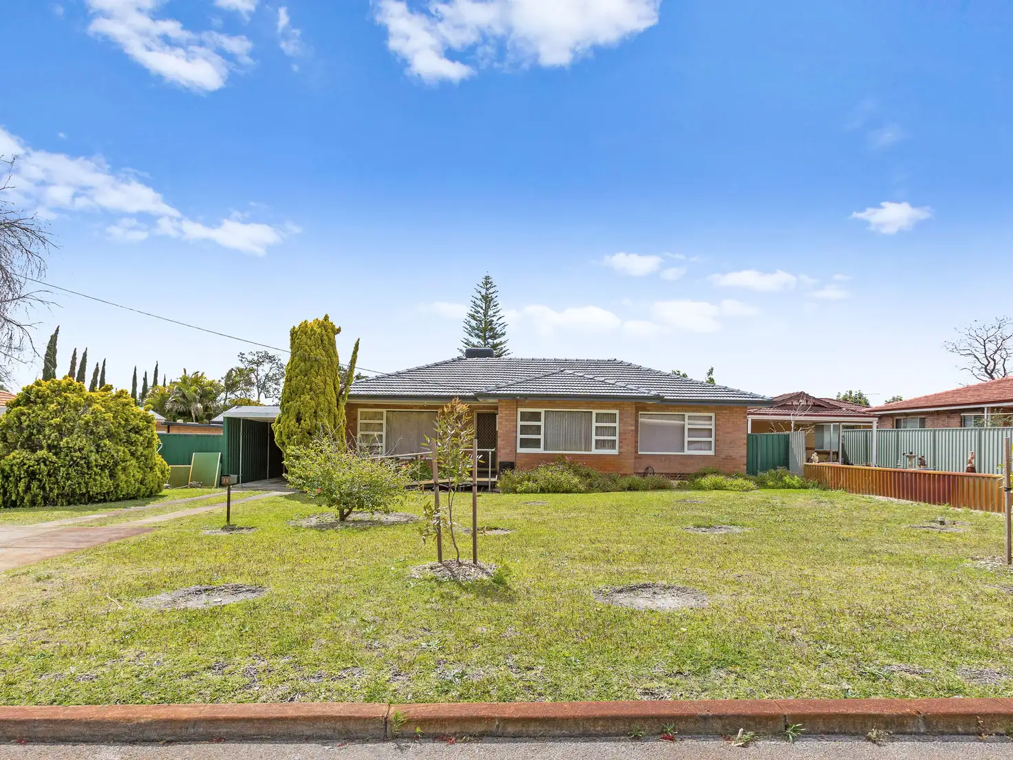 Main view of Homely house listing, 25 Balaka Way, Queens Park WA 6107