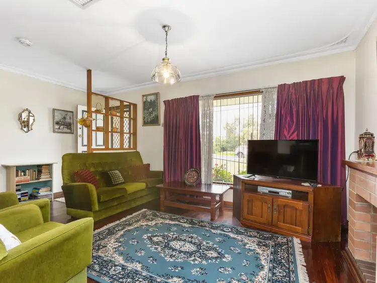 Sixth view of Homely house listing, 25 Balaka Way, Queens Park WA 6107