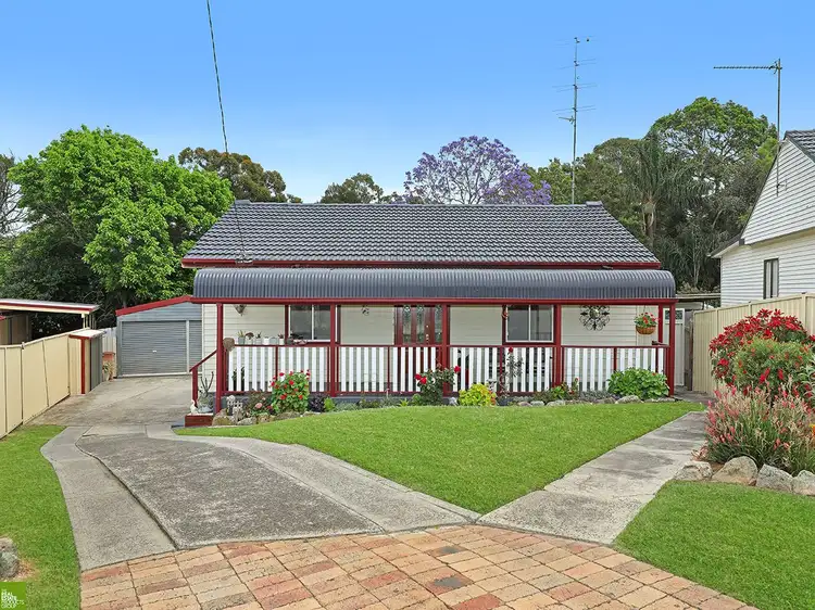 19 Wiley Street, Albion Park NSW 2527