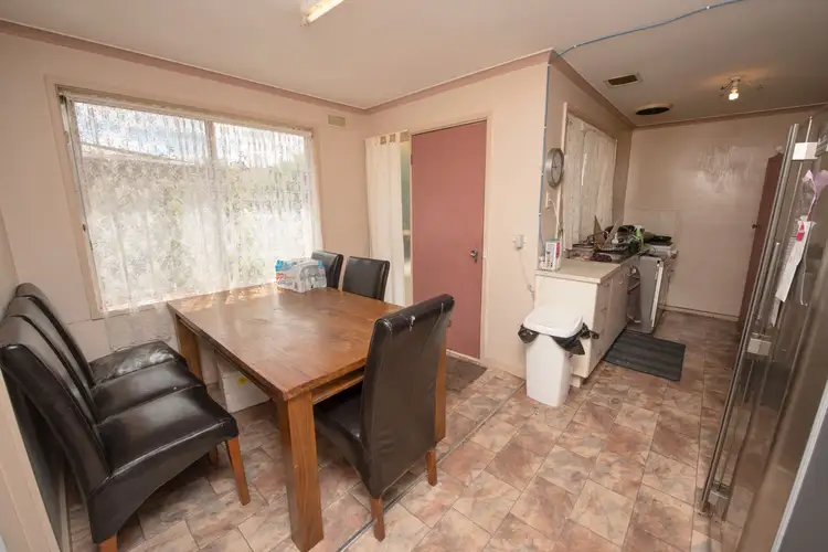 Third view of Homely house listing, 5 Freeman Court, Swan Hill VIC 3585