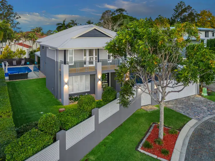 16 Dress Circle Court, Bridgeman Downs QLD 4035