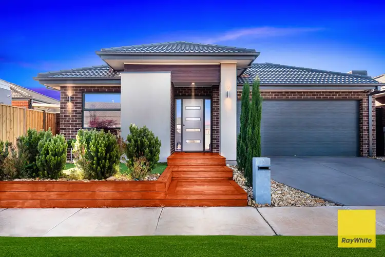 3 Lomond Street, Thornhill Park VIC 3335