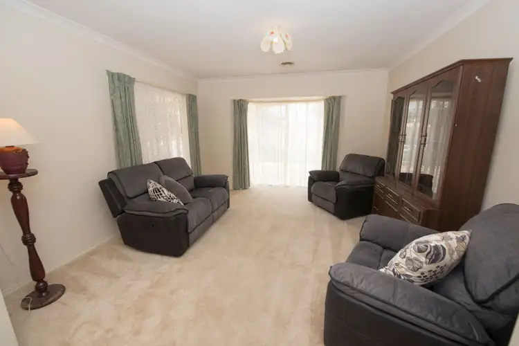 Second view of Homely unit listing, 2/70 Stradbroke Avenue, Swan Hill VIC 3585