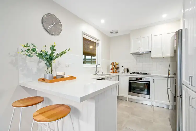 Sixth view of Homely unit listing, 1/20 Coomleigh Avenue, Glen Waverley VIC 3150
