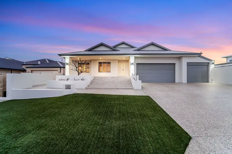 7 Capricorn Mews, Halls Head WA 6210