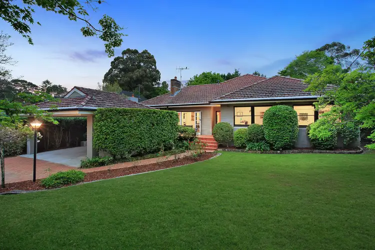 77 Fairlawn Avenue, Turramurra NSW 2074