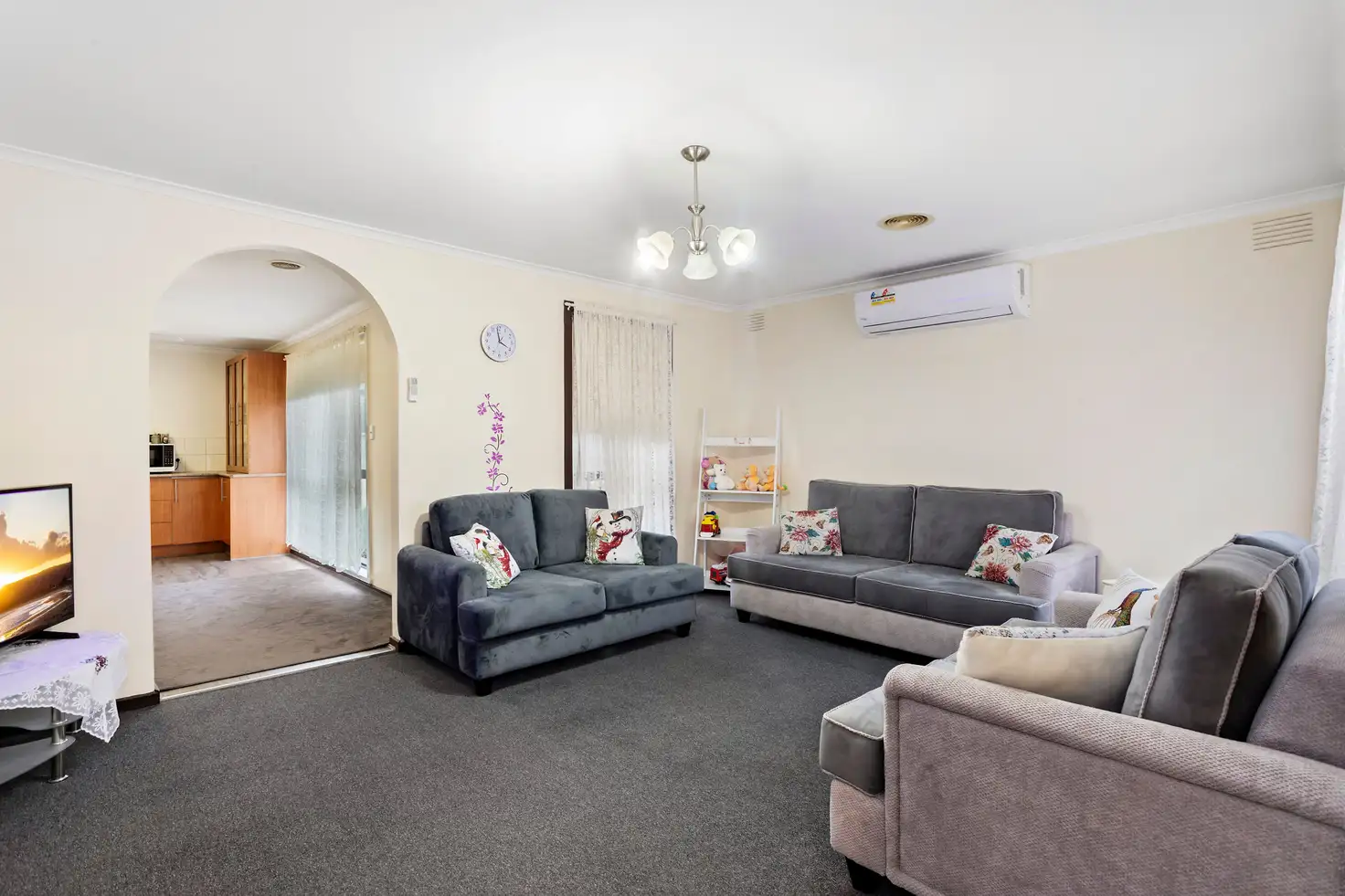 Main view of Homely house listing, 33 Madera Drive, Thomastown VIC 3074