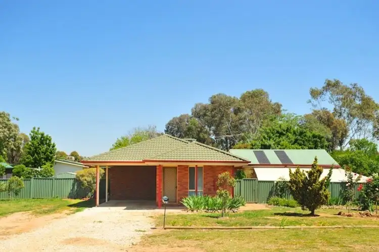Main view of Homely house listing, 33 Larmer Street, Howlong NSW 2643