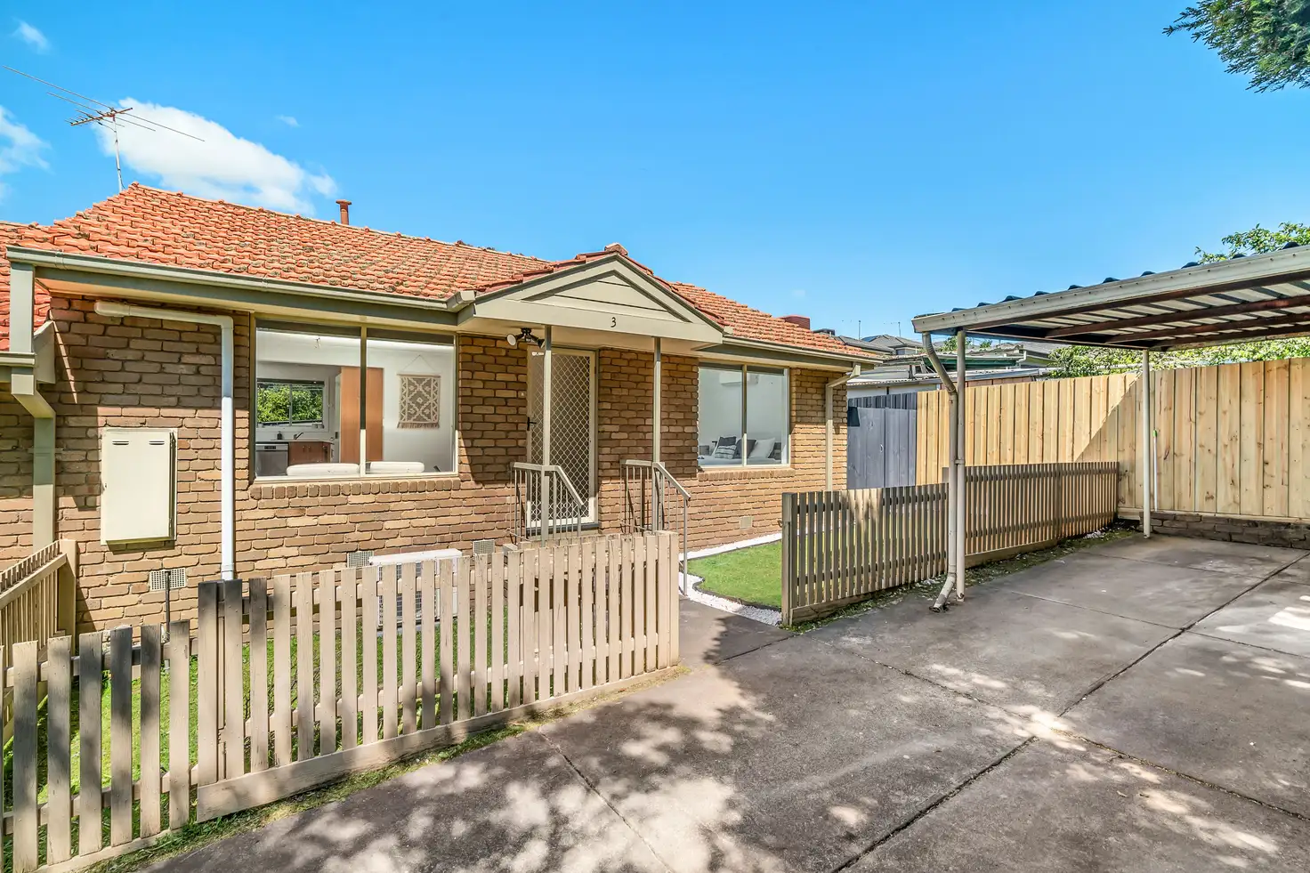 Main view of Homely unit listing, 3/100 Ferntree Gully Road, Oakleigh East VIC 3166