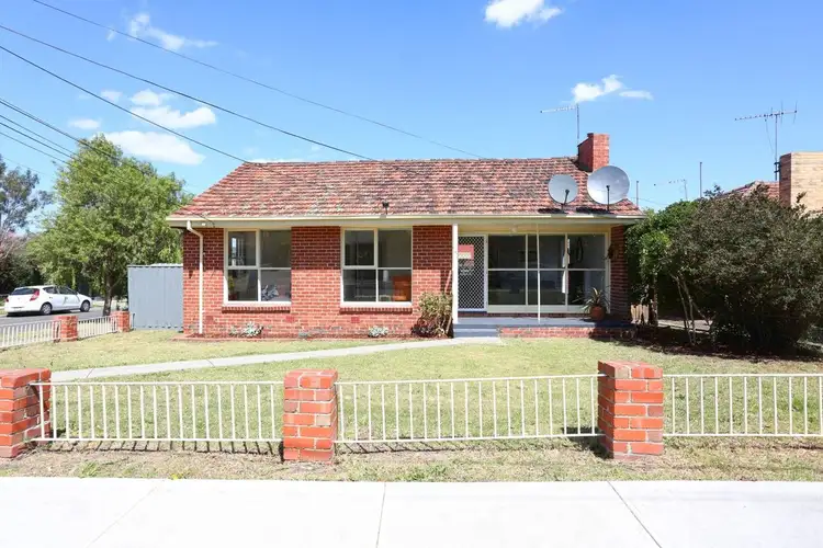 1/5 Fidge Court, Jacana VIC 3047