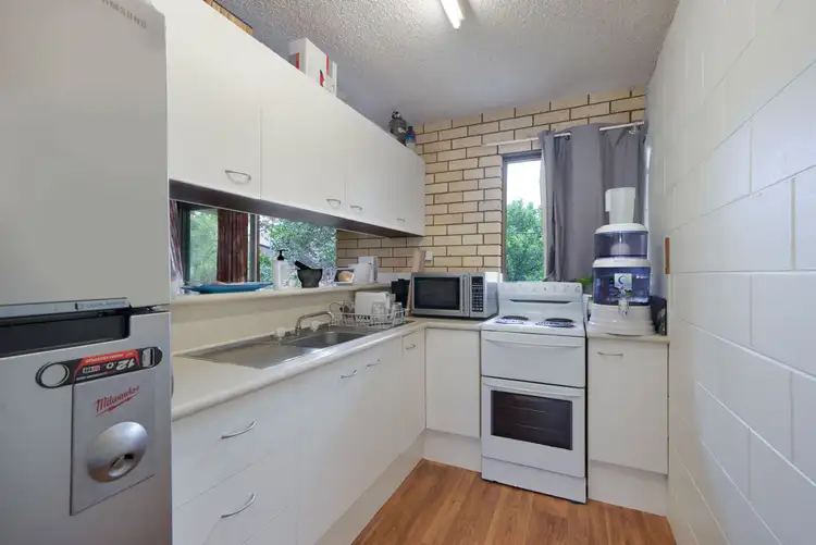 Second view of Homely block of units listing, 2 Barooga Crescent, Mooloolaba QLD 4557