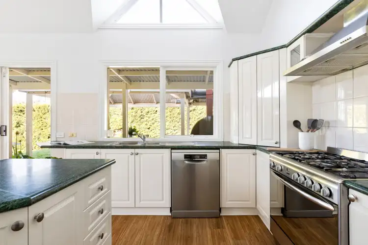 Sixth view of Homely house listing, 3 Parkland Close, Frankston South VIC 3199