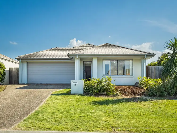 17 Como Circuit, Warner QLD 4500