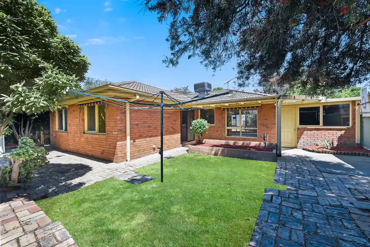 2/32 Kionga Street, Clayton VIC 3168