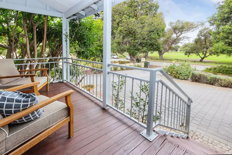 1/16 Abbott Way, Wilson WA 6107