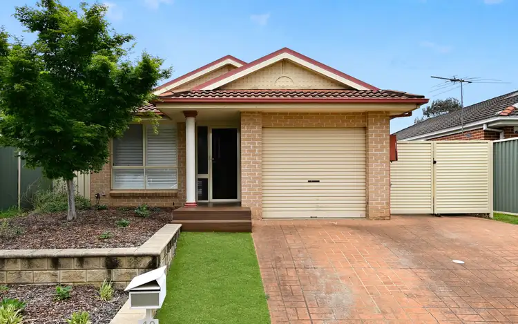 40 Veness Circuit, Narellan Vale NSW 2567