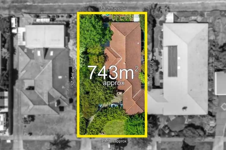 14 Howell Drive, Berwick VIC 3806