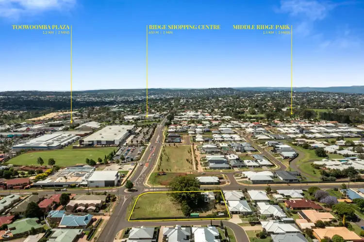 232 Spring Street, Middle Ridge QLD 4350