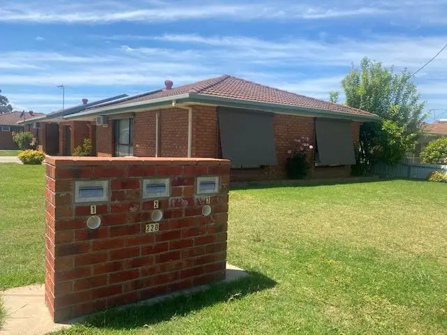 Main view of Homely unit listing, 1/220 Hume Street, Corowa NSW 2646
