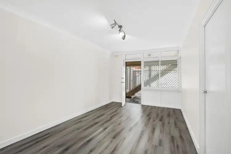 Main view of Homely house listing, 6/10 Kiandra Road, Woonona NSW 2517