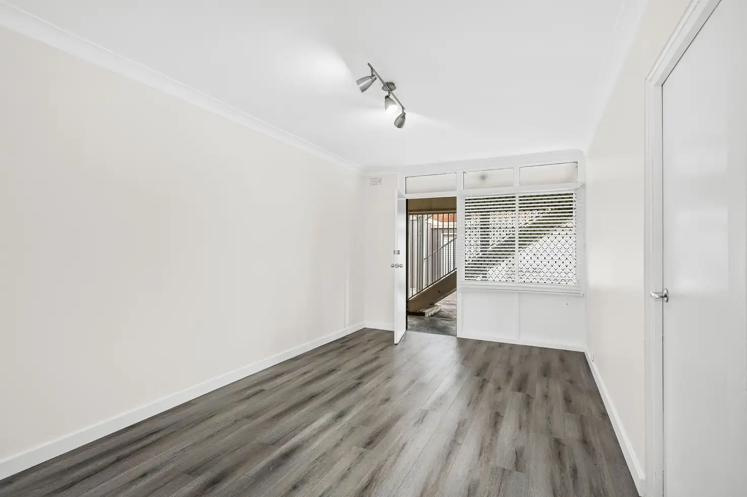 Main view of Homely house listing, 6/10 Kiandra Road, Woonona NSW 2517