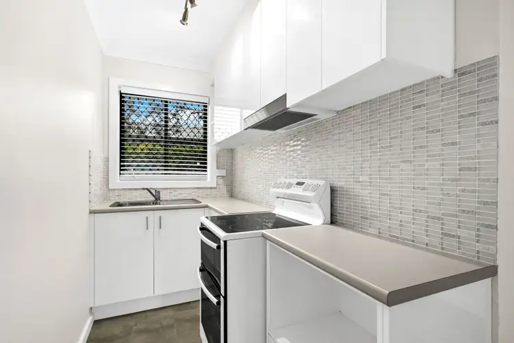 Second view of Homely house listing, 6/10 Kiandra Road, Woonona NSW 2517