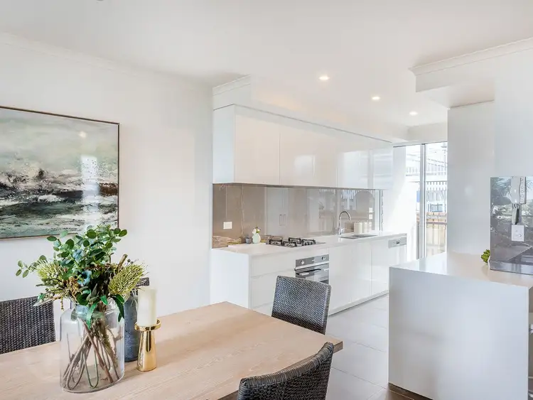 Fifth view of Homely apartment listing, 8/23 Wambool Street, Bulimba QLD 4171