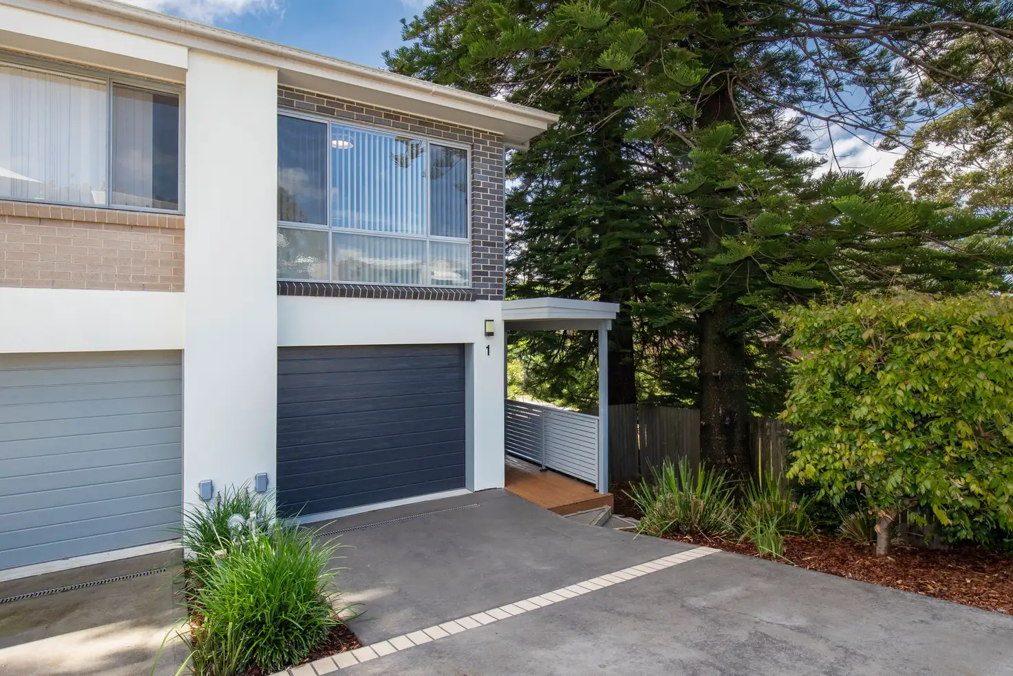 Main view of Homely townhouse listing, 1/29 Edward Street, Charlestown NSW 2290