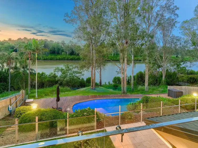 25 Carnegie Street, Westlake QLD 4074