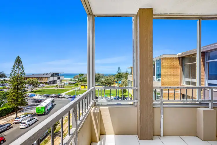 20/4 Elizabeth Avenue 'Broadbeach Towers', Broadbeach QLD 4218