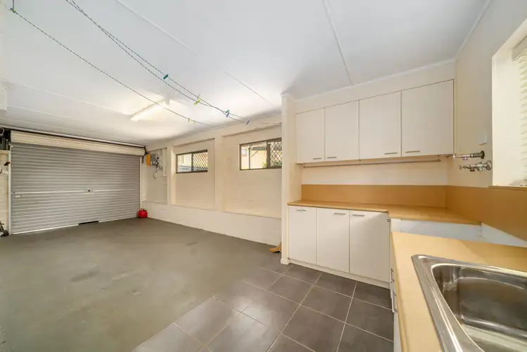 Sixth view of Homely house listing, 5 Leo Court, Kallangur QLD 4503