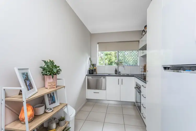 Fifth view of Homely unit listing, 4/8 Alma Road, Clayfield QLD 4011