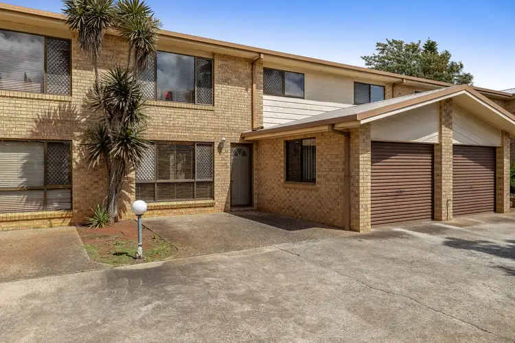 Unit 3/251 Herries Street, Newtown QLD 4350