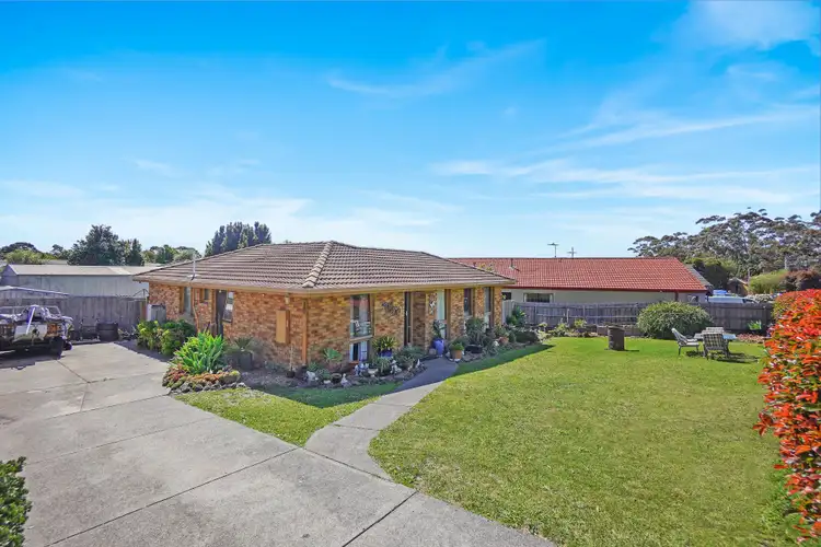Seventh view of Homely house listing, 52 Wakenshaw Crescent, Pakenham VIC 3810