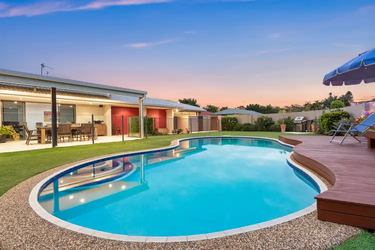 28 Collins Crescent, Benowa QLD 4217