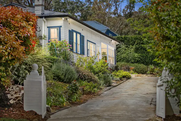90 Railway Parade, Mittagong NSW 2575