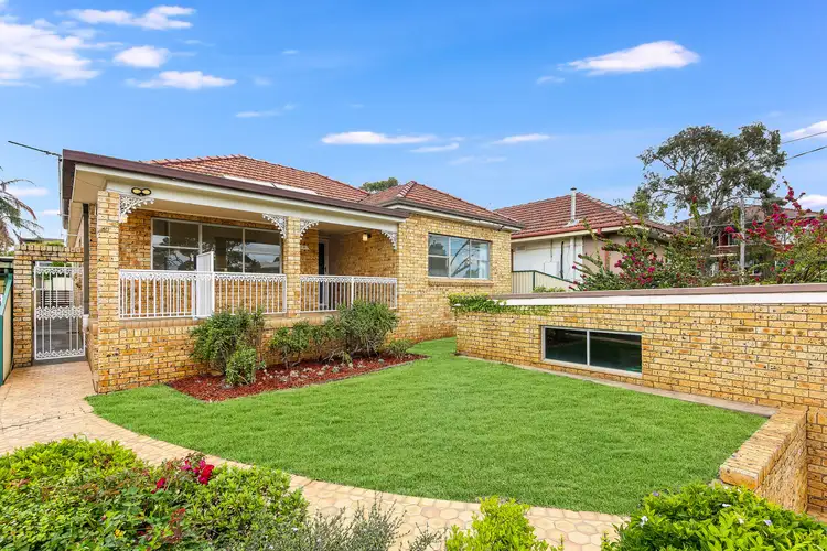 170 Broadarrow Road, Riverwood NSW 2210