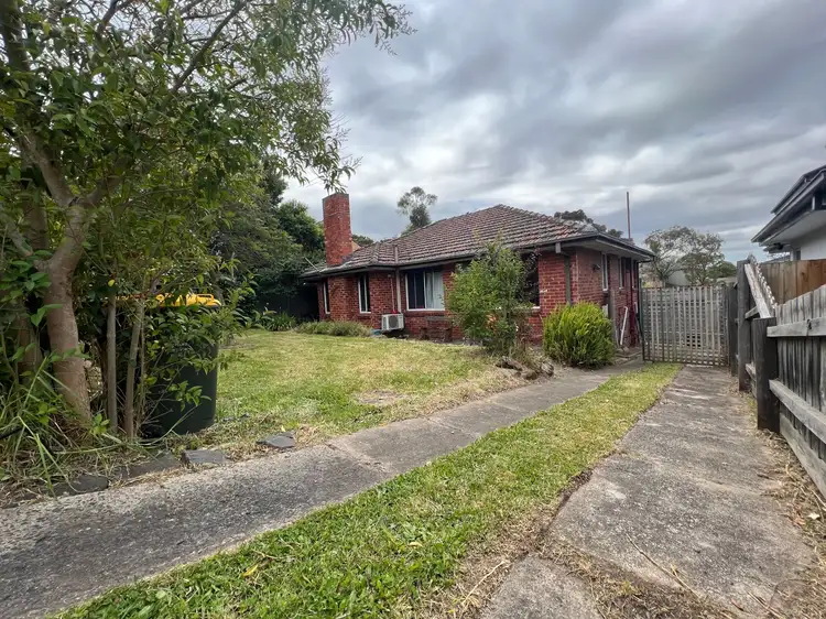 4 Monica Street, Burwood VIC 3125