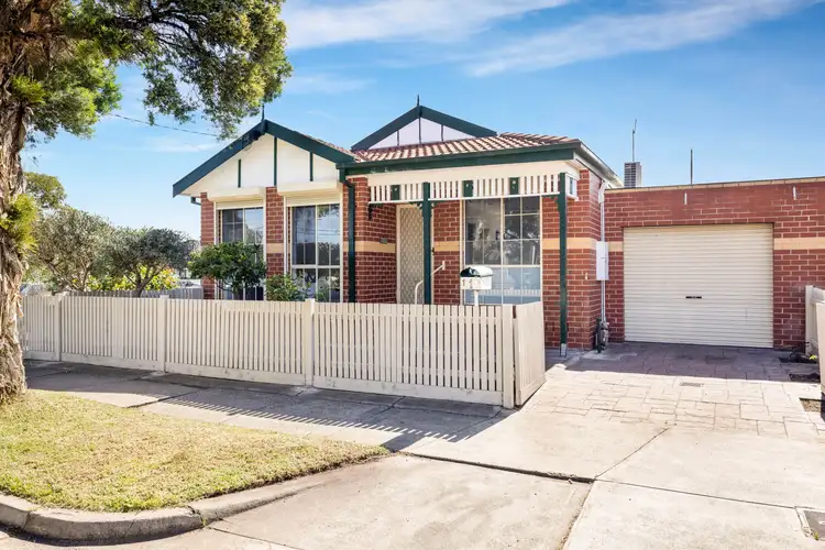 100 South Street, Hadfield VIC 3046