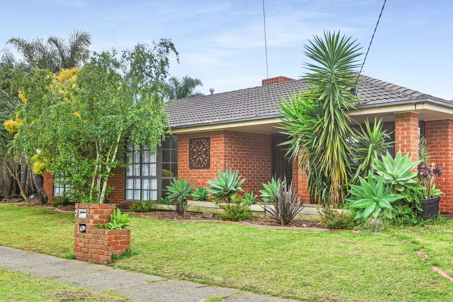 Main view of Homely house listing, 7 Dorchester Crescent, Carrum Downs VIC 3201
