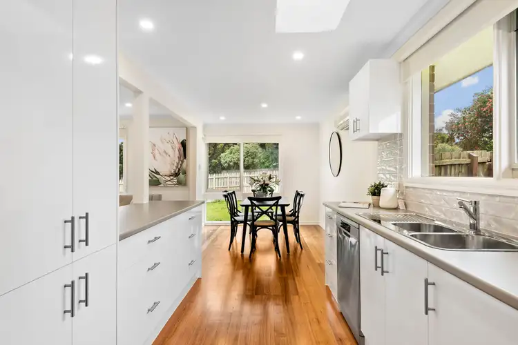 Fourth view of Homely unit listing, 43 Robert Molyneux Avenue, Endeavour Hills VIC 3802