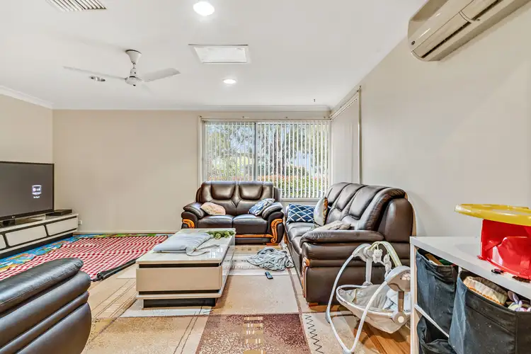 Second view of Homely house listing, 5 Elizabeth Crescent, Macquarie ACT 2614