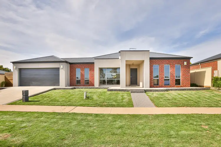 32 Ontario Park Drive, Mildura VIC 3500
