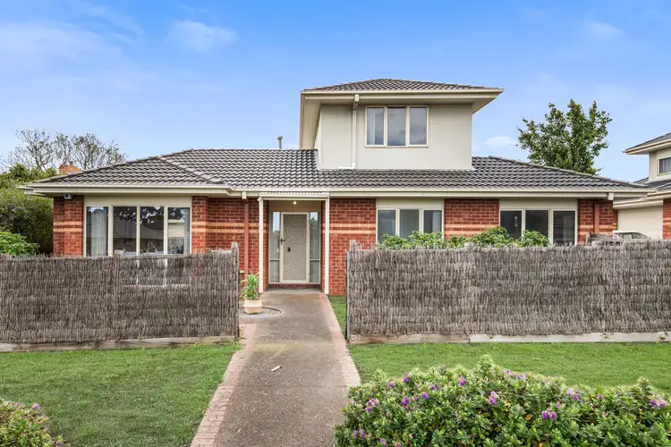 1/107-109 Waverley Road, Chadstone VIC 3148