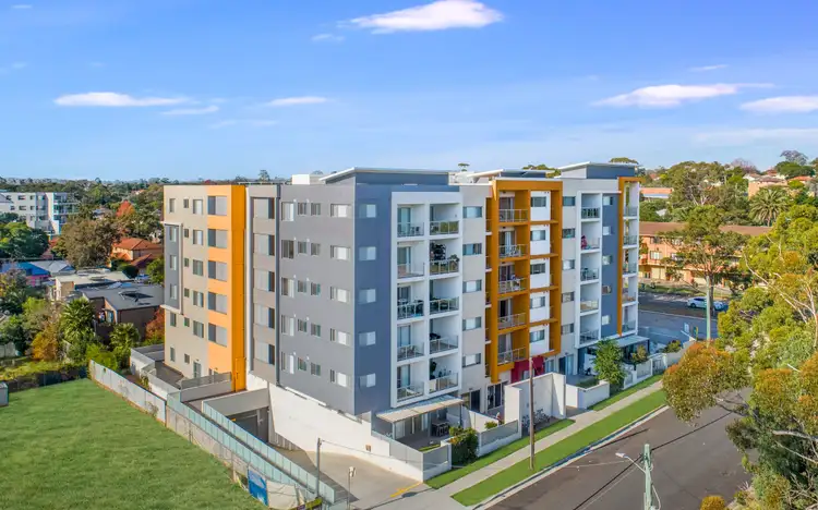 18/48-52 Warby Street, Campbelltown NSW 2560