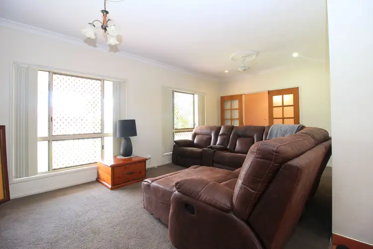 Sixth view of Homely house listing, 5 Tineele Place, Emerald QLD 4720