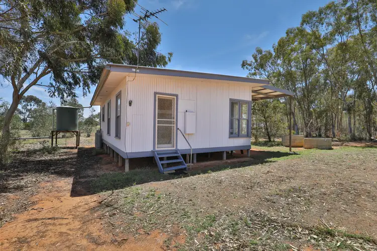 33B Morris Road, Koorlong VIC 3501
